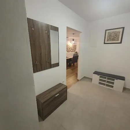 Maris Appartamento Rab Town