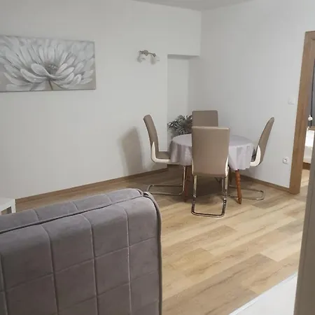 Maris Apartmán Rab Town